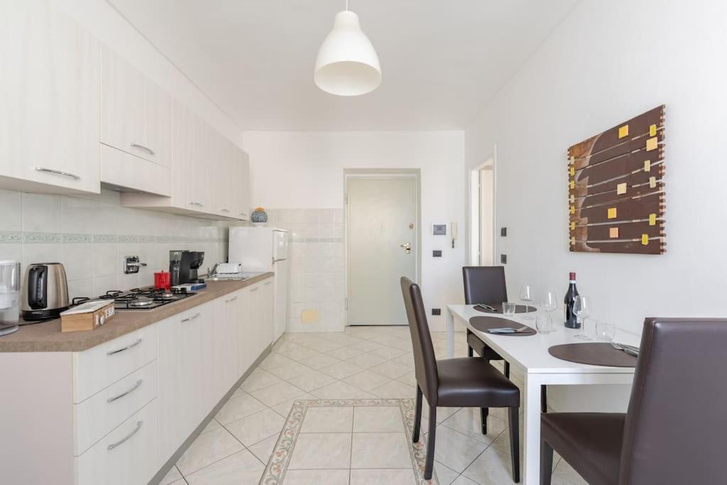 Appartement Casa Regina 3, Nel Centro Di Alba! Extérieur photo